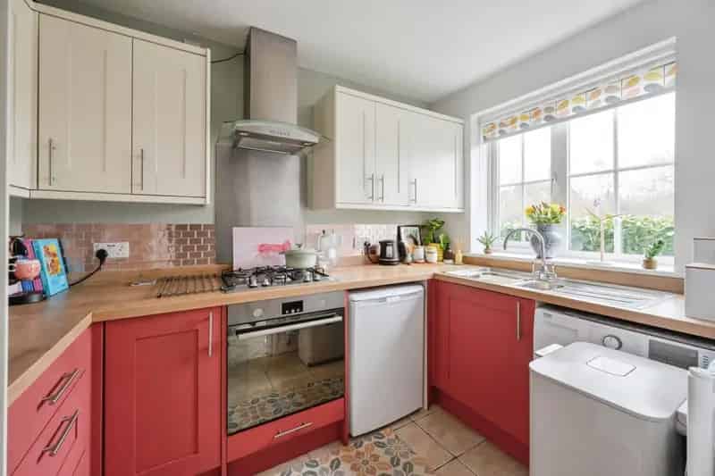 3 Bedroom House For Sale 950 SQ FT Lichfield