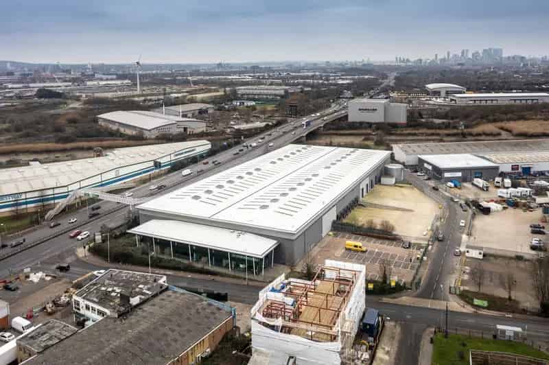 Distribution Warehouse To Let