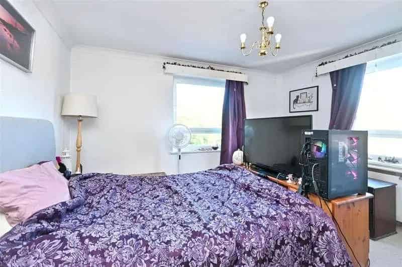 2 Bed Flat for Sale Eastbourne
