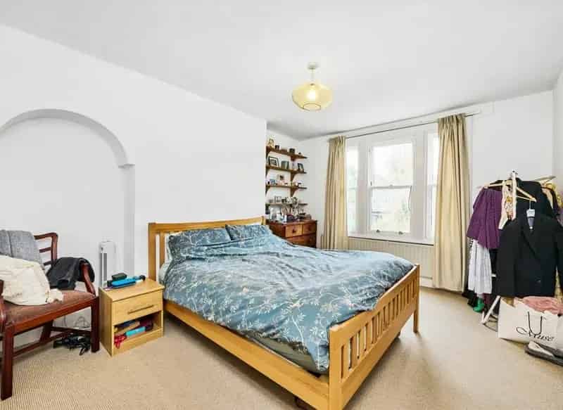 2 Bed Flat near Honor Oak Park Station