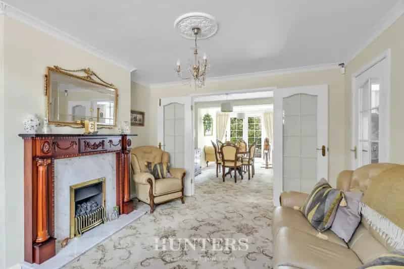 3 Bedroom House For Sale Middleton
