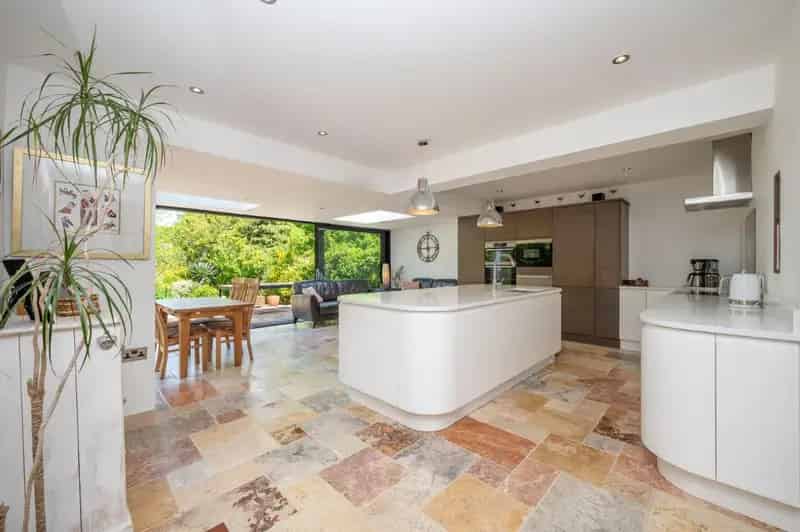5 Bed Property for Sale Sharmans Cross Road Solihull