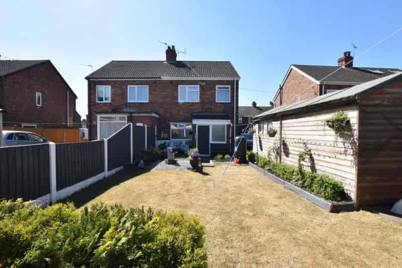 3 bed property for sale