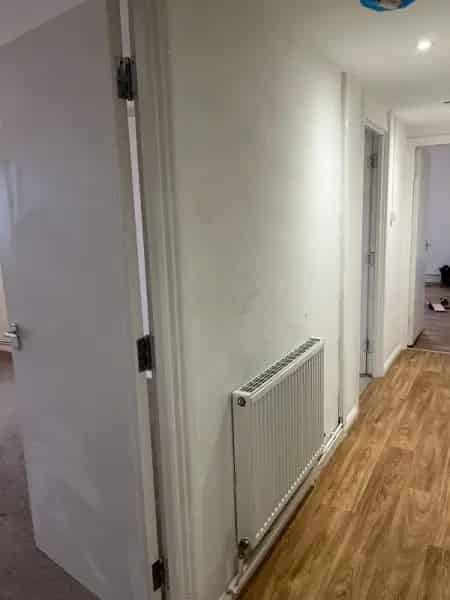 Family Home near Schools 6 Minutes from Town