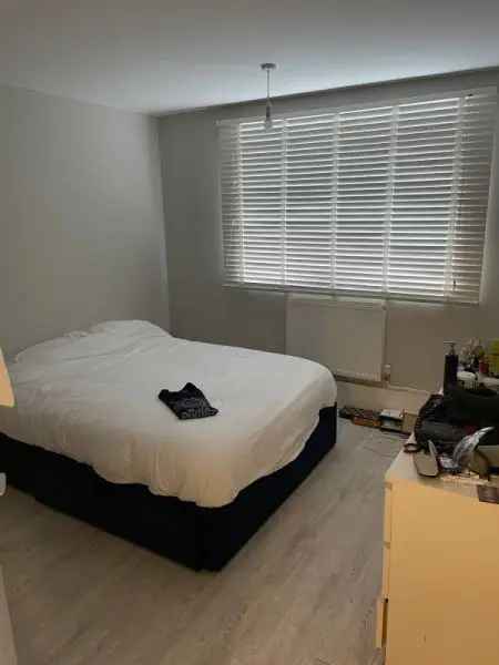 Flat For Rent in London, England