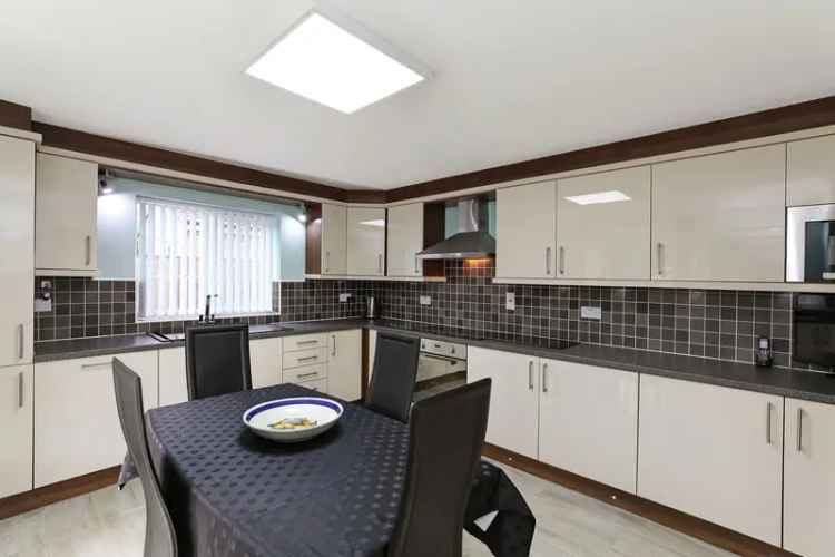 Detached House for sale with 5 bedrooms, Colliery Drive, Killamarsh