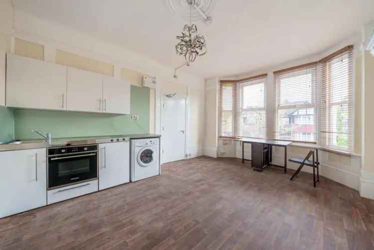 House For Sale in London, England