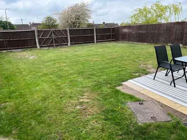 House Swap: Big Garden, 2 Bedrooms, New Doors & Windows