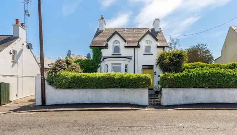 1899 Period Detached Property Donaghadee Coastal Home Three Bedrooms Gardens