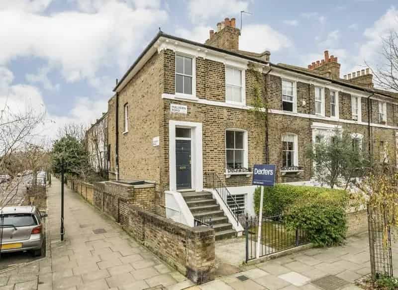 3 Bed Victorian House near London Fields
