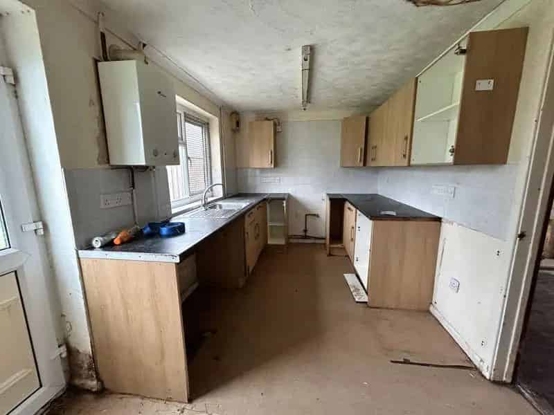2 Bed House for Sale Mitcheldean Renovation Project Large Garden