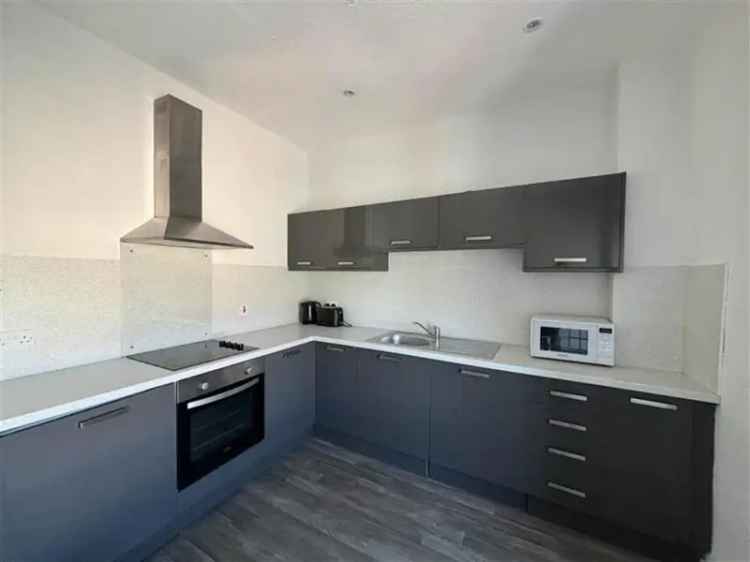 3 bedroom flat to rent