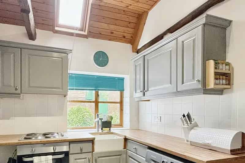 1 Bedroom Flat To Rent Available Now