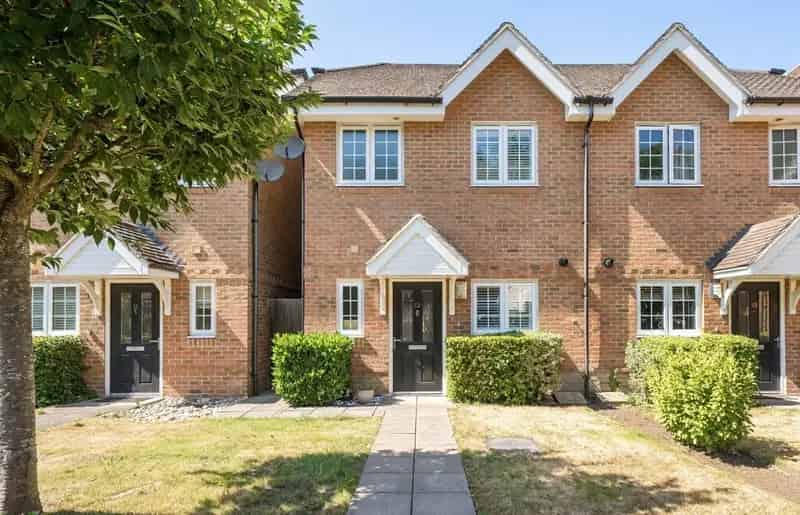 2 Bedroom Semi-Detached House for Sale