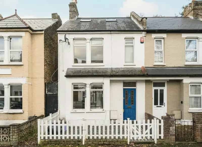 3 Double Bedroom Terraced House with Garden