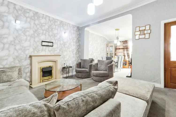 5 Bed Semi Detached House with Annex