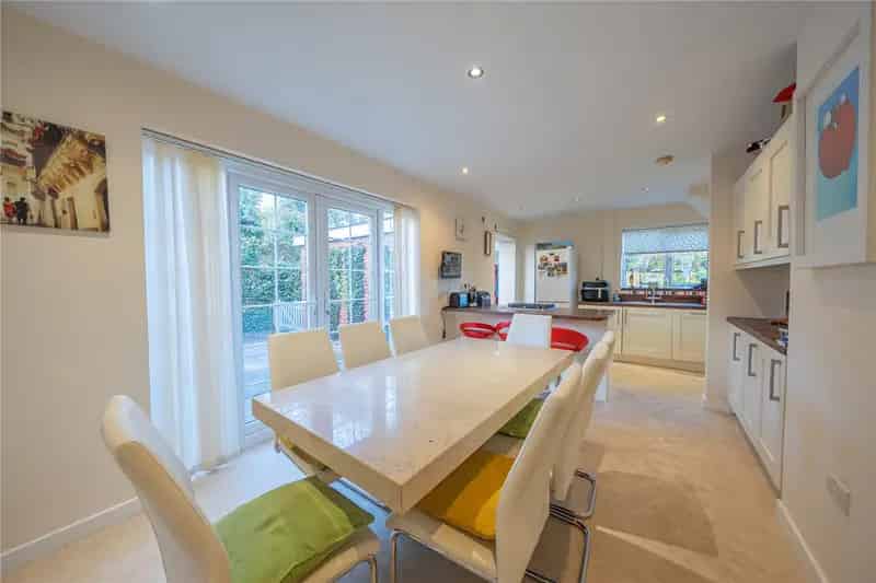 3 Double Bedroom Family Home in Wetherby