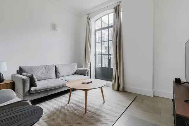 Flat to rent in Clerkenwell, London EC1V