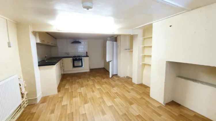 3 Bedroom Maisonette Kemp Town Brighton