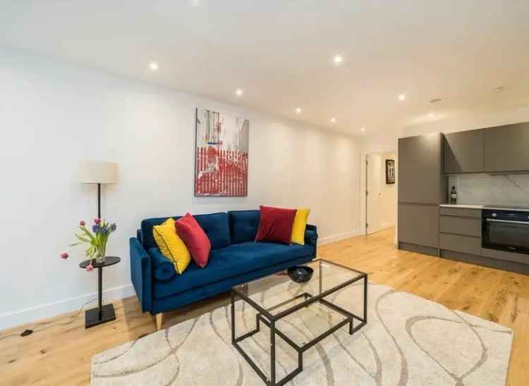 Luxury One Bedroom Apartment Near Ealing Broadway Station