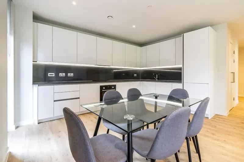 3 bedroom  Flat to rent, Manchester, Greater Manchester, M4