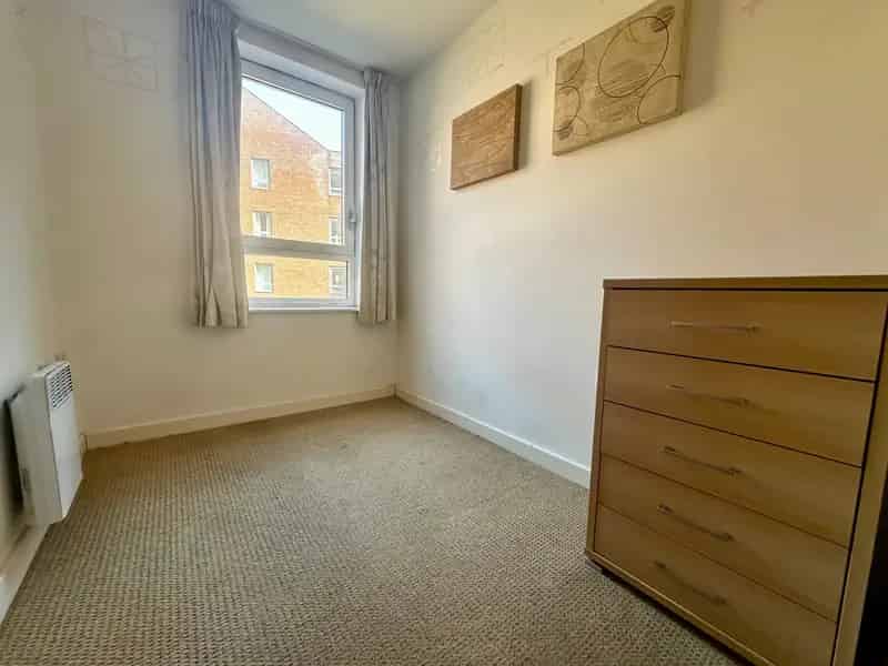 2 Bedroom Apartment Sheffield - Modern Part Furnished Apartment near Shalesmoor