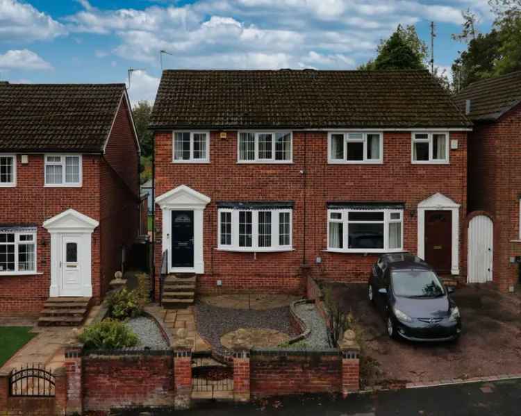 3 bedroom semi-detached house for sale