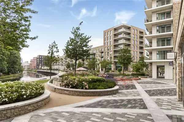 New 2-Bed Canal-Side Apartment Wembley  Luxury Amenities Allocated Parking