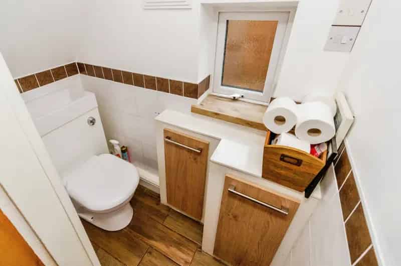 3 Bed House Cheslyn Hay Modern Kitchen Family Room Garden Parking
