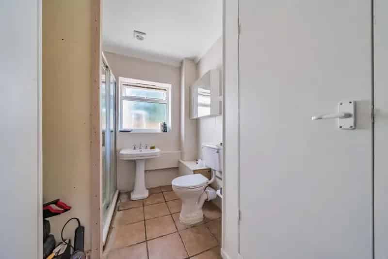 2 Bed Bungalow for Sale in Clevedon
