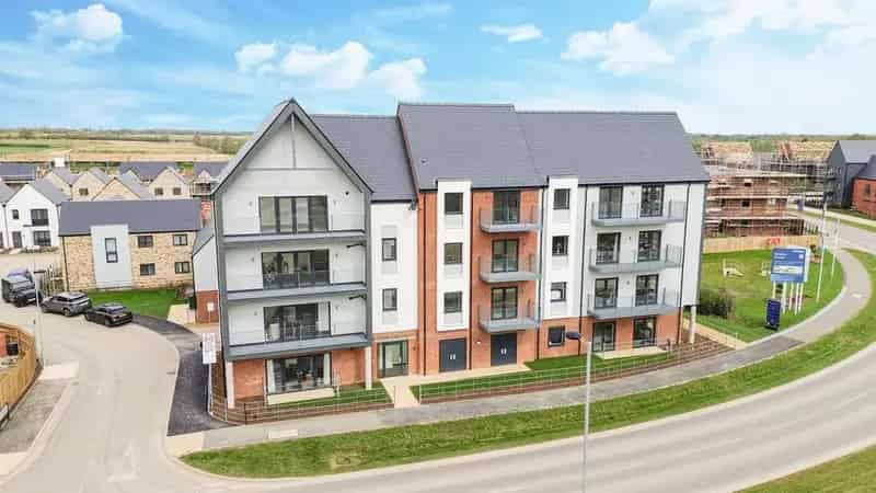1 Bedroom Apartment to Rent Near Beaulieu Park