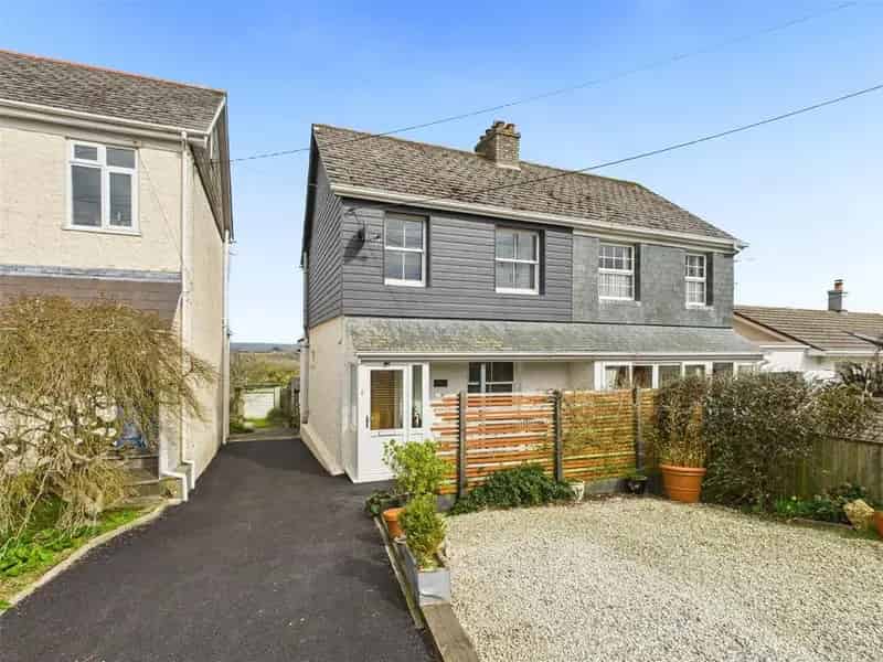3 Bedroom Semi Detached House to Rent Panoramic Views