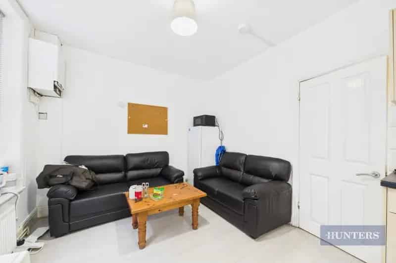 5 Bed Student House To Let July 2025