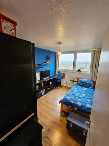 Large 2 Double Bed Flat Surrey Lane Clapham Junction Battersea Power Station