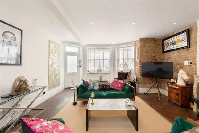 Flat for sale in Roland Gardens, South Kensington SW7