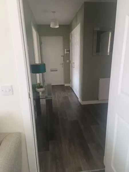 Flat For Rent in Glasgow, Scotland