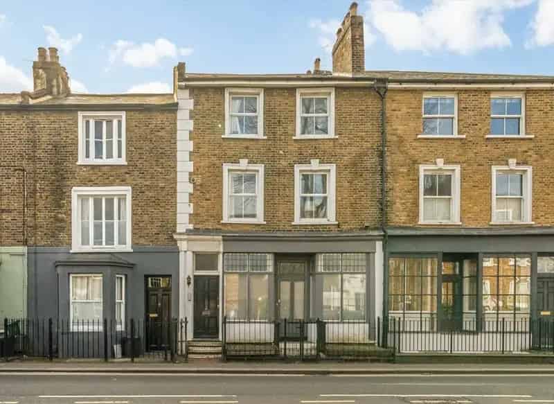 Flat For Sale , Nightingale Road, London, England