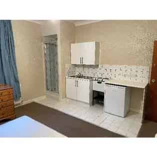 1 Room Studio Flat Pimlico Central London Own Kitchenette Shower