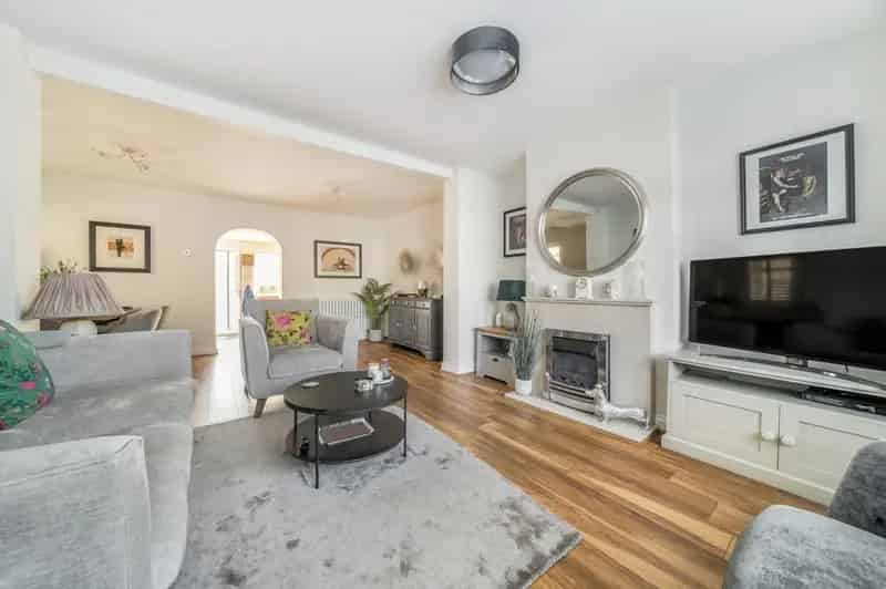 2 Bedroom End of Terrace House for Sale in Windsor