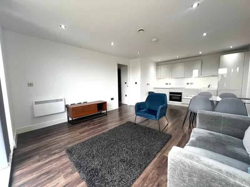1 Bedroom Apartment to Rent City Centre Fully Furnished