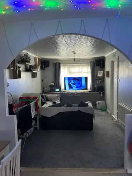 3 Bedroom House Princes Park Wheelchair Accessible Close to Schools
