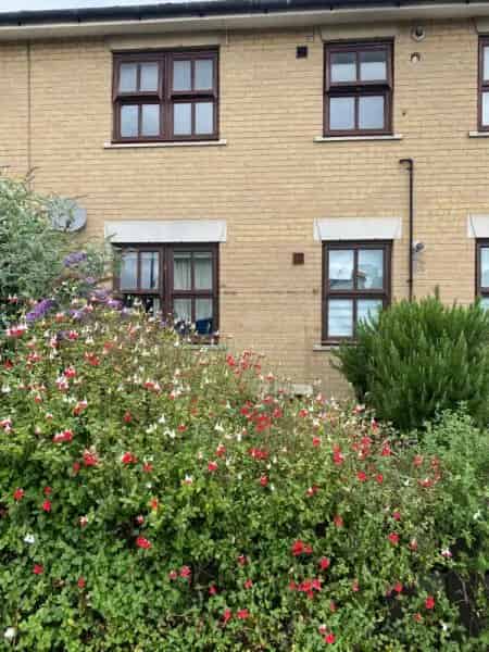 2 Bedroom Flat Private Garden Off Street Parking Shoreditch