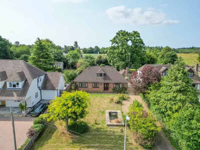 4 Bedroom Detached Bungalow House to Rent
