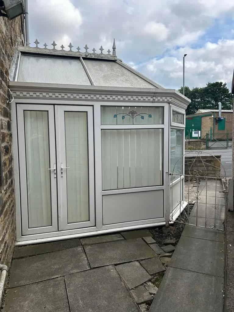 3 Bedroom Semi-Detached House to Rent in Idle