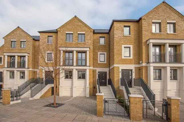 Luxury 4 Bedroom Townhouses Teddington Riverside