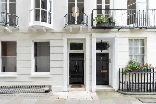 Stunning 5-Floor Townhouse in St James's London