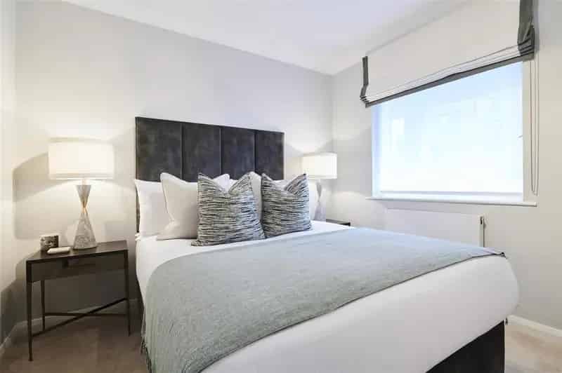 2 Bedroom Apartment South Kensington - Modern, Furnished or Unfurnished