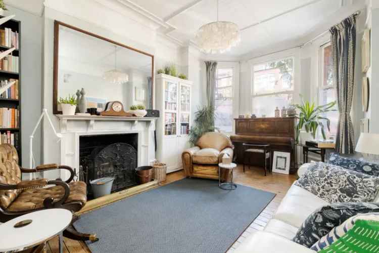 5 Bedroom Edwardian House for Sale in Muswell Hill