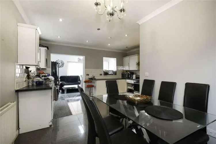 4 Bed House for Sale Near Acton Main Line Station