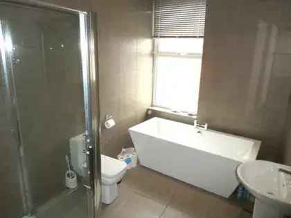 4 Bedroom 125m² Manchester Student Apartment - All Bills Included